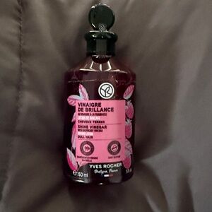 Yves Rocher Dark Green and Pink Hair Vinegar